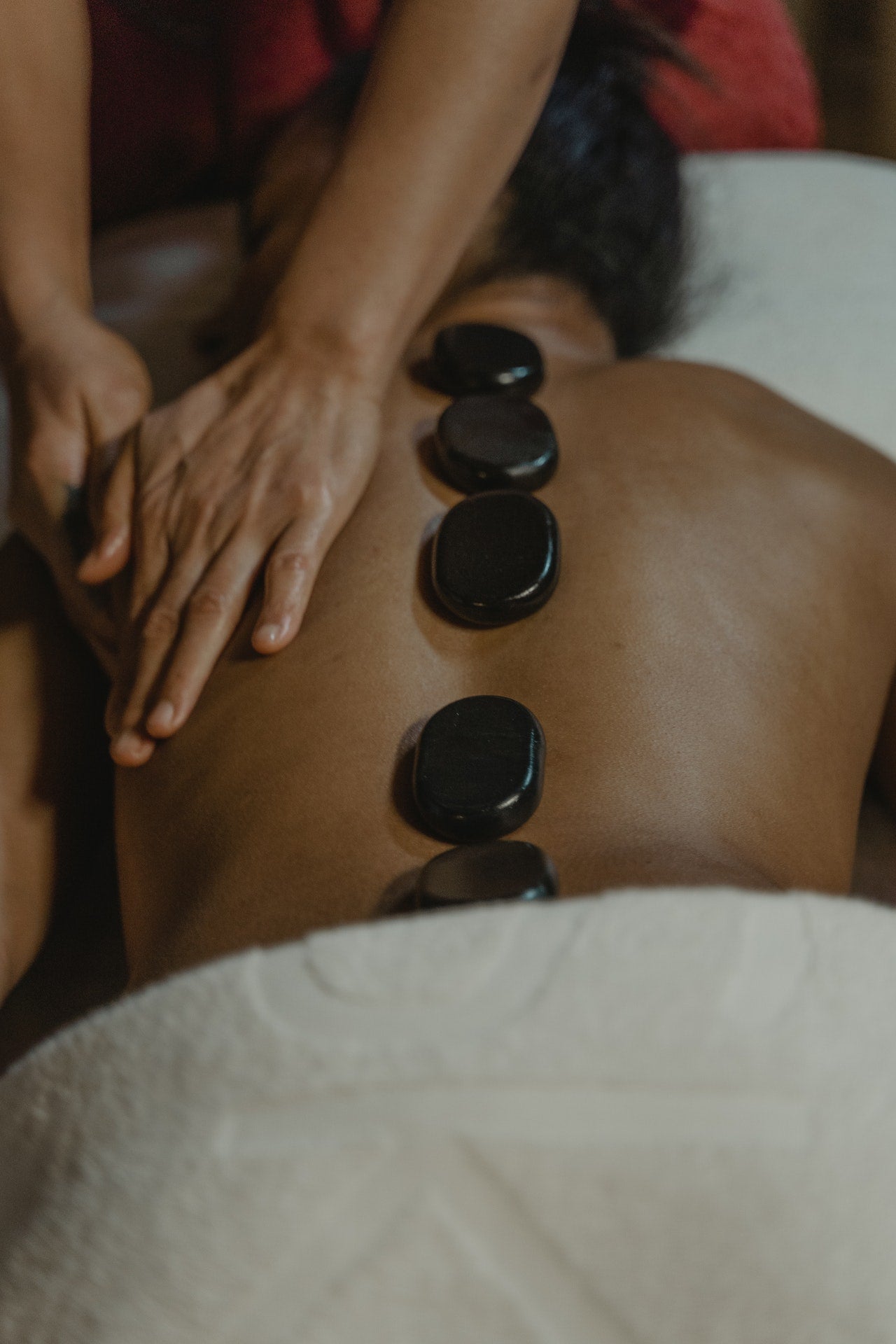 Hot Stone - Aromatherapy Massage – Holistic Hands