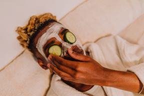 The Gentlemen's Guide To A Relaxing Home Spa Day; Self Care Tips For A Stress Free Vacation - Holistic Hands